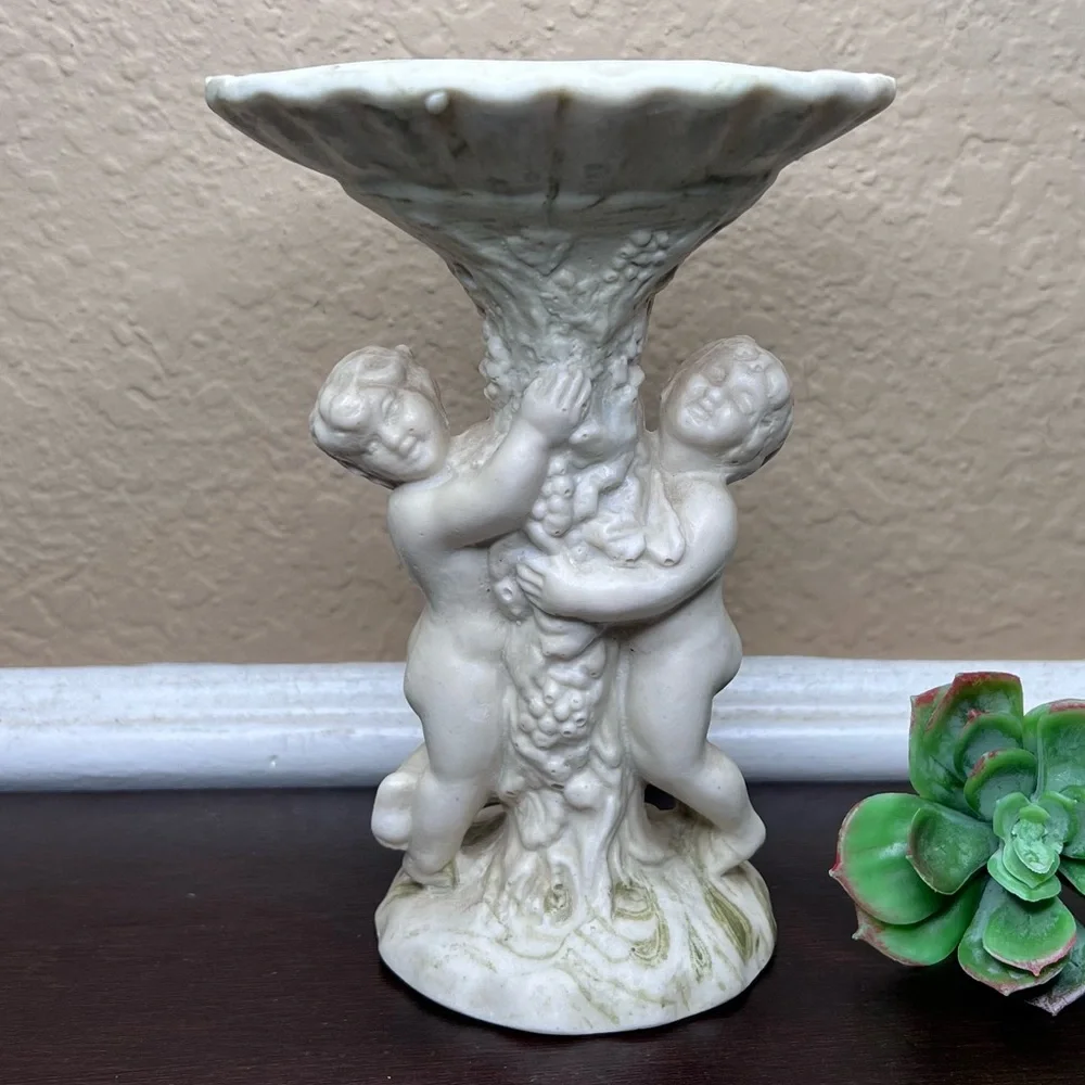 1970s Athena Marble Putti Pedestal Soap Dish – Hollywood Regency